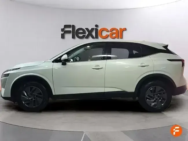Usado Nissan Qashqai Acenta 158 CV (116 kW) 2022 Blanco SUV
