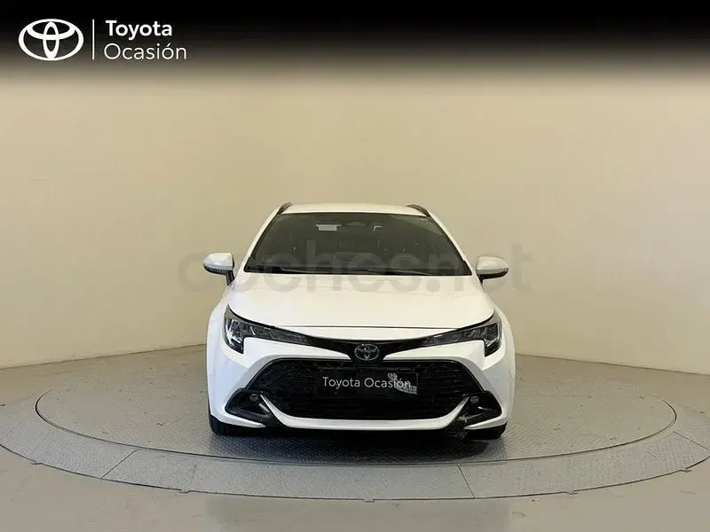 Usado Toyota Corolla Active 140 CV (102 kW) 2023 Blanco Familiar