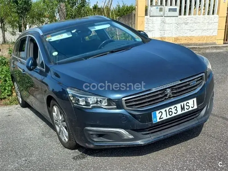 Usado Peugeot 508 SW Allure 150 CV (110 kW) 2015 Azul Familiar