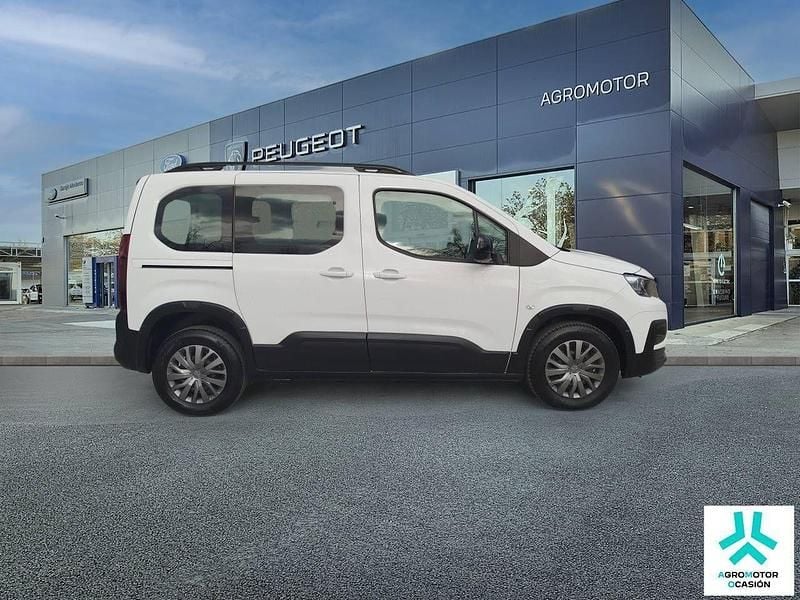 Usado Peugeot Rifter Allure 131 CV (96 kW) 2022 Negro Monovolumen