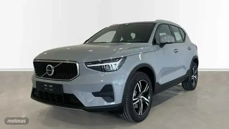 Nuevo Volvo XC40 Core 163 CV (119 kW) 2026 Gris SUV