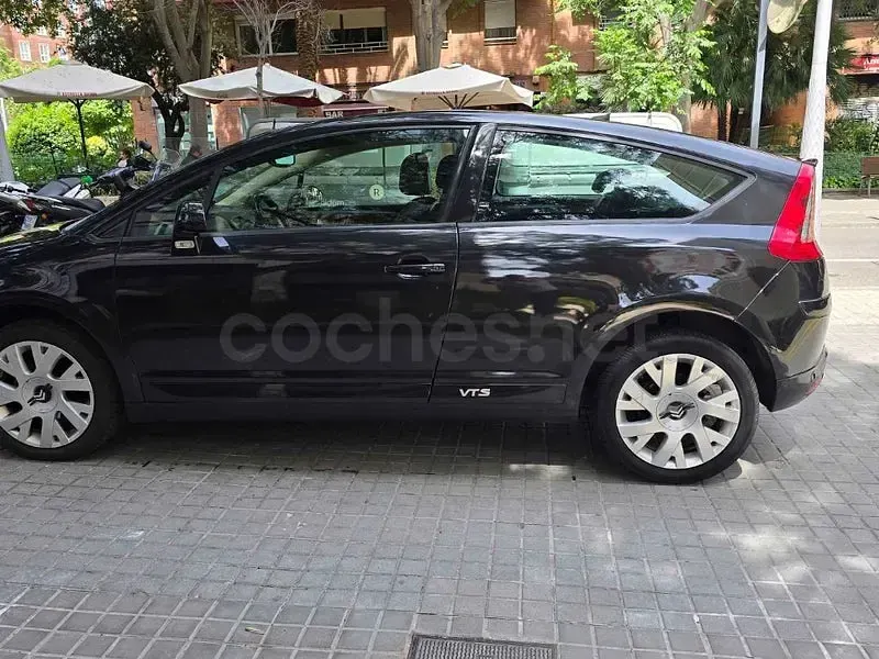 Usado Citroën C4 110 CV (80 kW) 2006 Negro Berlina