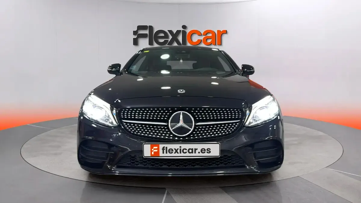 Usado Mercedes 300 258 CV (189 kW) 2018 Negro Coupe