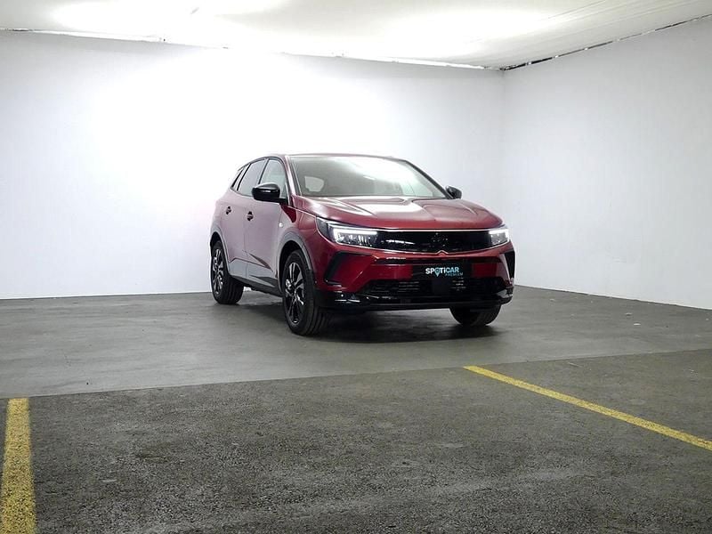 Usado Opel Grandland X 225 CV (165 kW) 2023 Rojo SUV