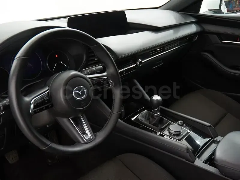 Usado Mazda 3 Center-Line 140 CV (102 kW) 2025 Blanco Berlina