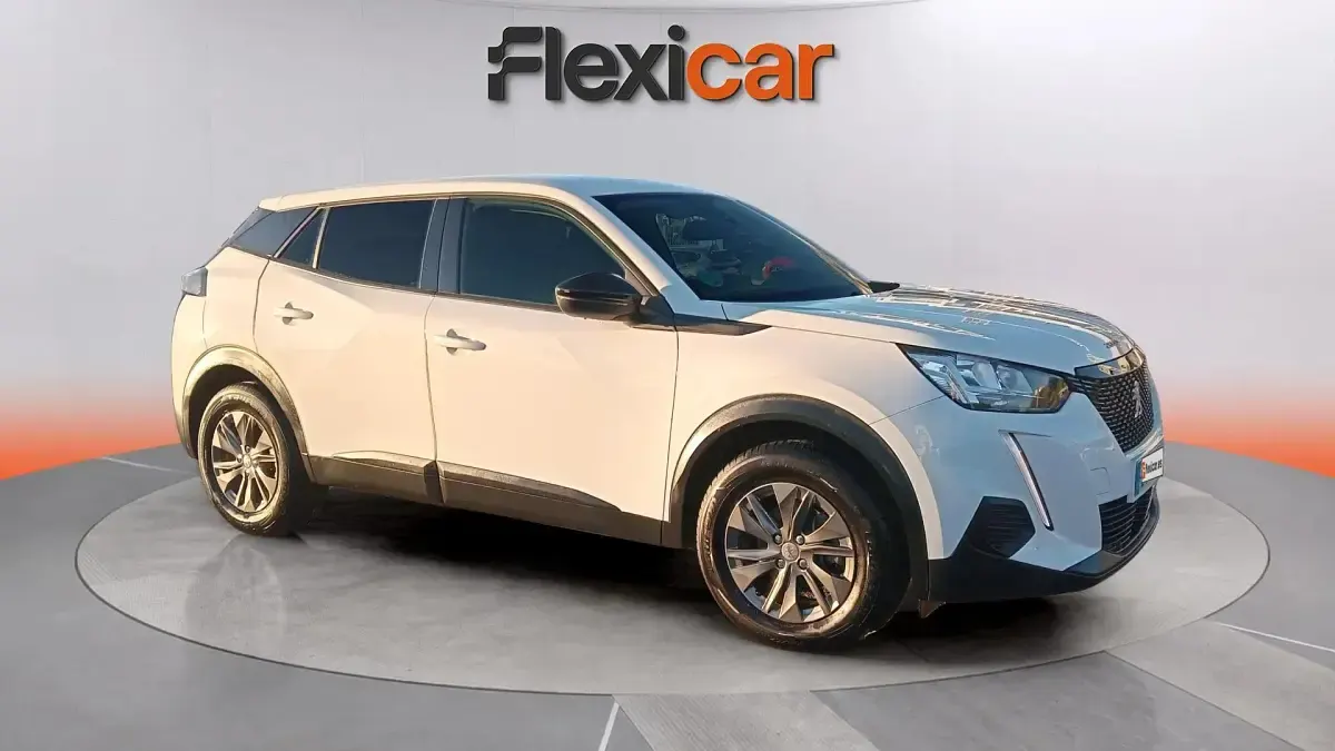 Usado Peugeot 2008 Active 101 CV (74 kW) 2022 SUV