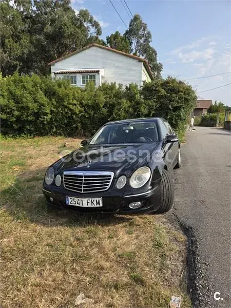 Usado Mercedes E280 Elegance 190 CV (139 kW) 2008 Negro Berlina
