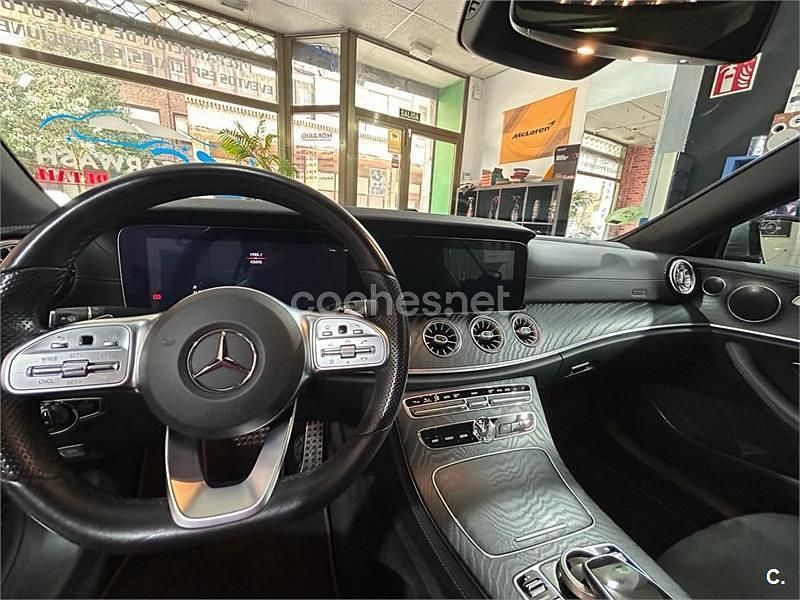 Usado Mercedes E220 194 CV (142 kW) 2019 Gris / plata Coupe