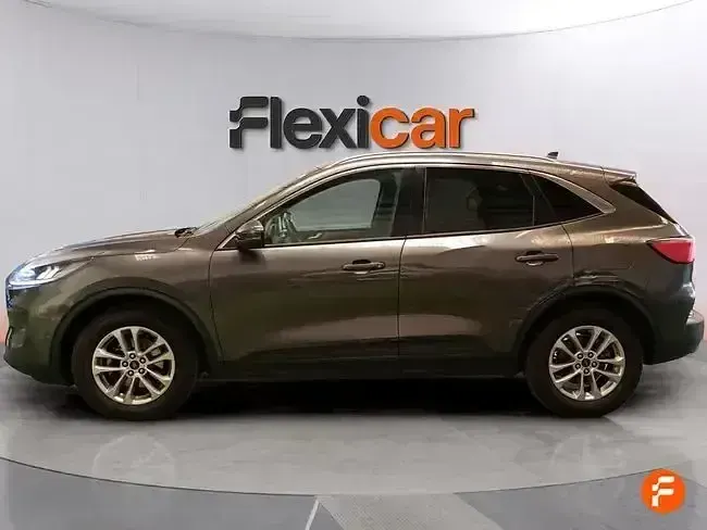 Usado Ford Kuga Titanium 150 CV (110 kW) 2023 Gris SUV