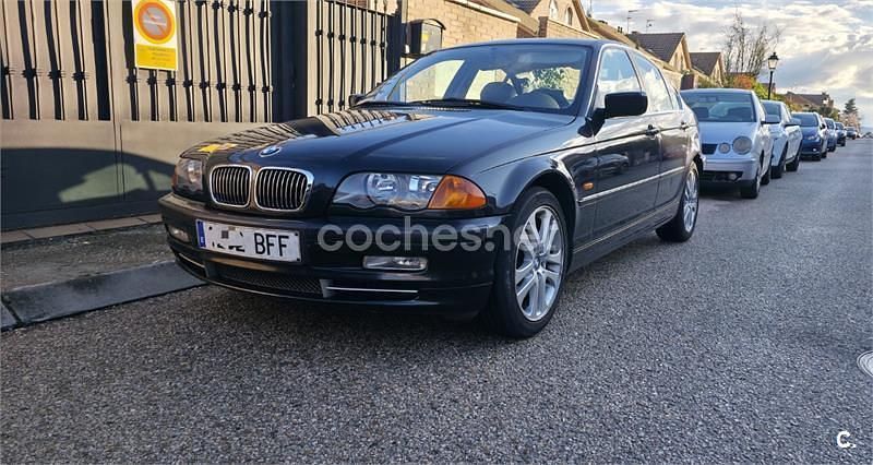 Usado BMW 330 231 CV (169 kW) 2001 Negro Berlina