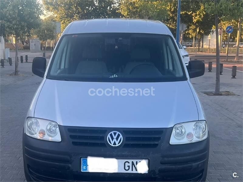 Usado VW Caddy 105 CV (77 kW) 2009 Gris / plata Monovolumen