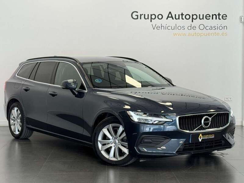 Azul Usado 2022 Volvo V60 Momentum Familiar | 19.990 € - Imagen 1/4