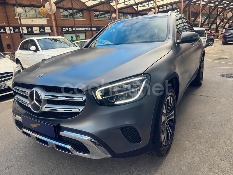 Usado Mercedes GLC300e 320 CV (235 kW) 2022 Gris / plata SUV