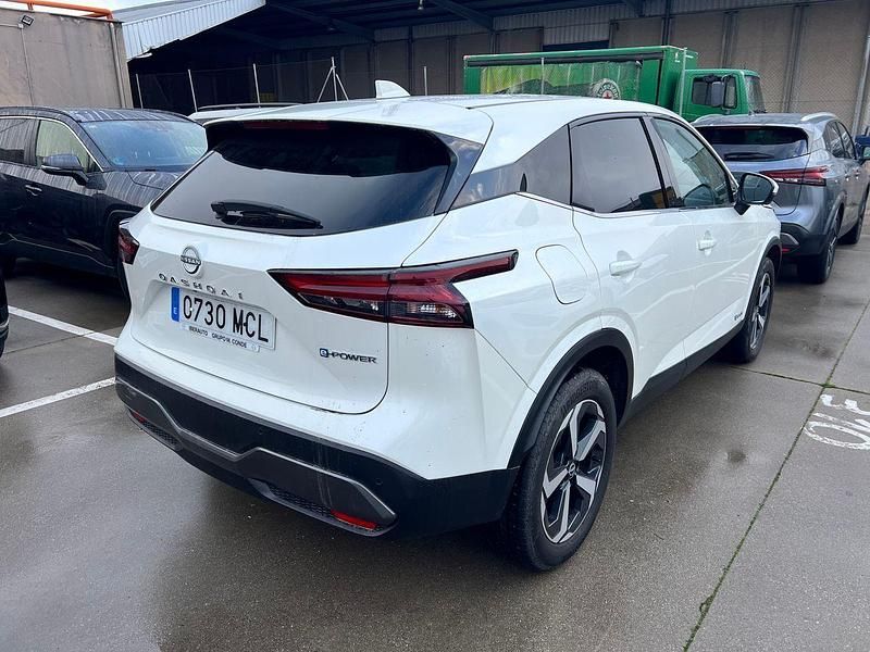 Usado Nissan Qashqai N-Connecta 190 CV (139 kW) 2022 Blanco SUV