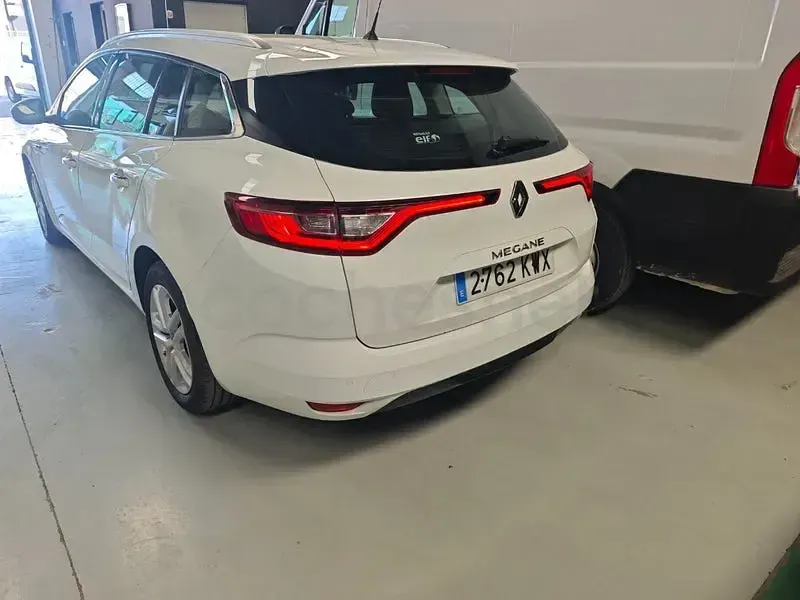 Usado Renault Mégane GrandTour Bose Edition 115 CV (84 kW) 2019 Blanco Familiar