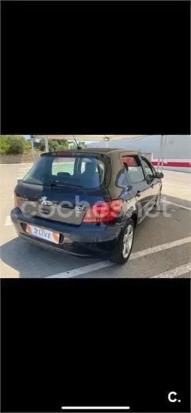 Usado Peugeot 307 110 CV (80 kW) 2004 Negro Berlina