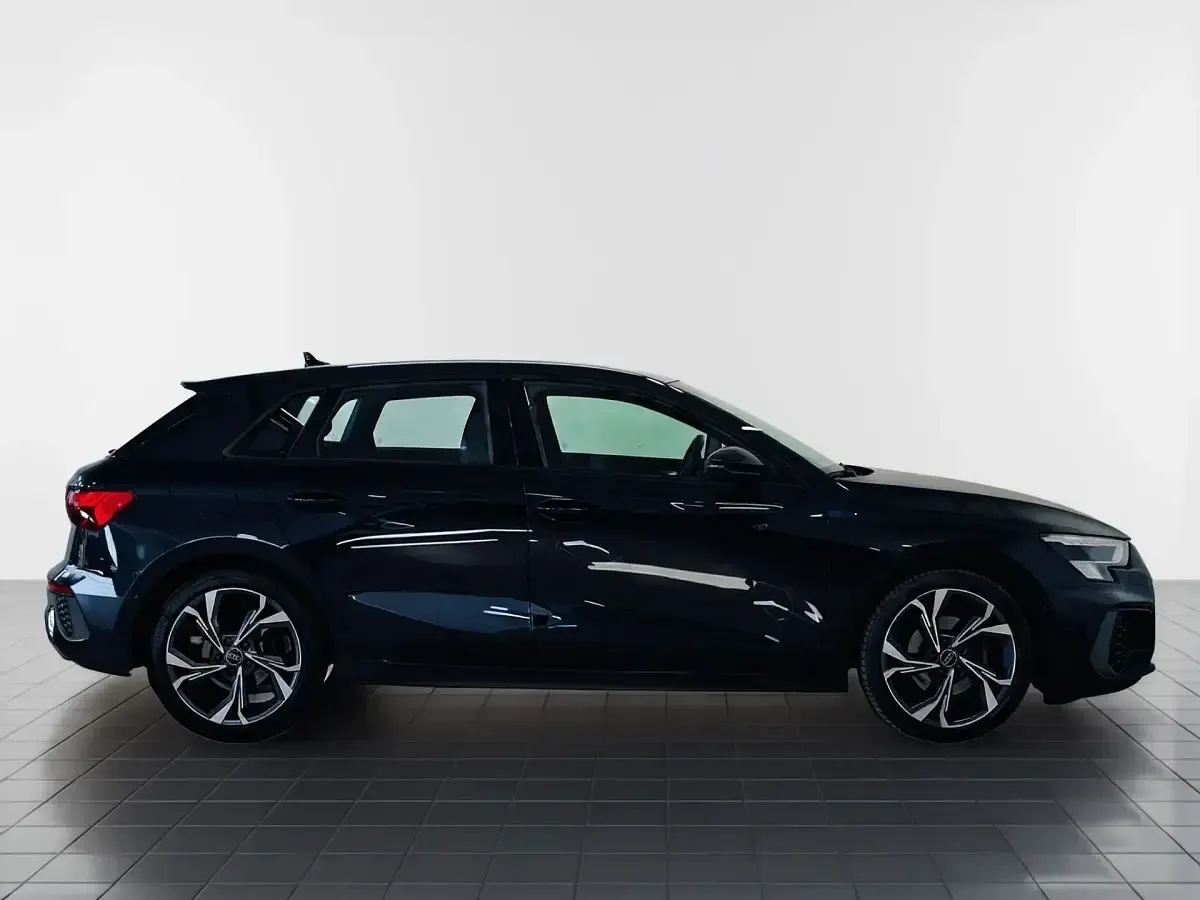 Usado Audi A3 150 CV (110 kW) 2024 Negro Berlina