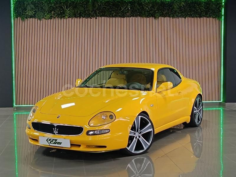 Usado Maserati Coupé GT 370 CV (272 kW) 2000 Amarillo Coupe