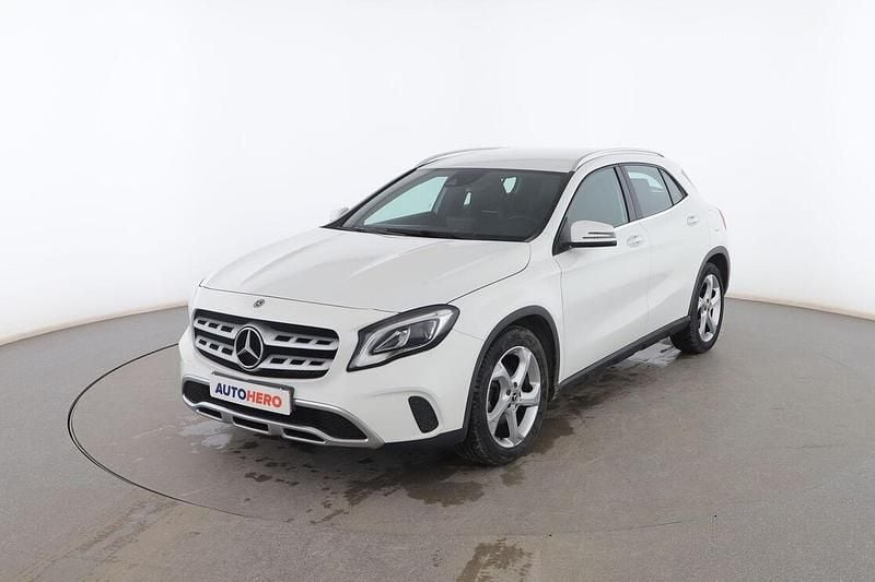 Usado Mercedes GLA200 Urban 135 CV (99 kW) 2018 Blanco SUV