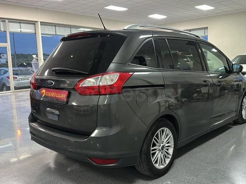 Usado Ford Grand C-Max Trend 120 CV (88 kW) 2018 Gris / plata Monovolumen