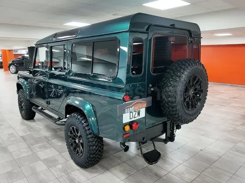 Usado Land Rover Defender SE 122 CV (89 kW) 2006 Verde Familiar
