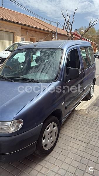 Usado Citroën Berlingo 75 CV (55 kW) 2009 Azul Monovolumen
