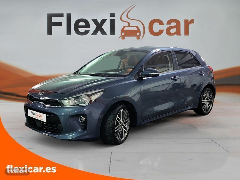 Usado Kia Rio 90 CV (66 kW) 2018 Gris Berlina
