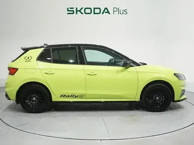Usado Skoda Fabia 190 CV (139 kW) 2025 Verde Utilitario