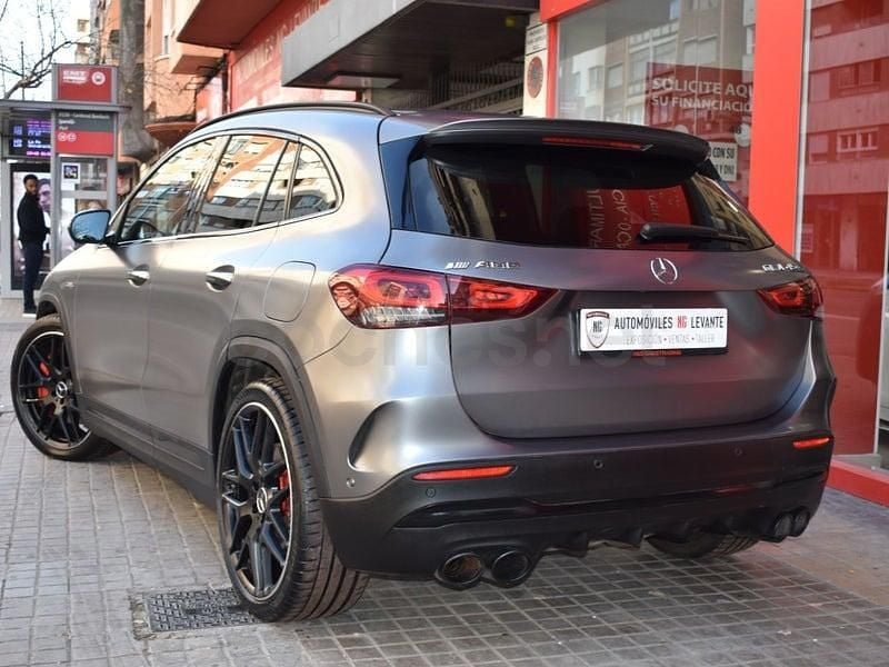 Usado Mercedes GLA45 AMG 421 CV (309 kW) 2021 Gris / plata SUV