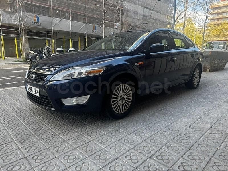 Usado Ford Mondeo Trend 140 CV (102 kW) 2008 Azul Berlina
