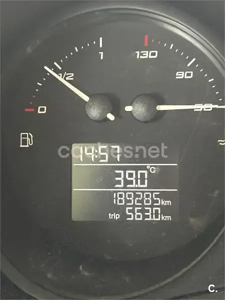 Usado Seat Leon Reference 105 CV (77 kW) 2011 Blanco Utilitario