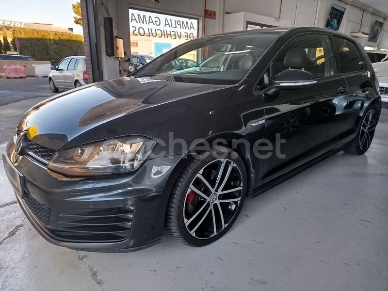 Gris / plata Usado 2016 VW Golf VII GTD Berlina | 16.500 € (Precio justo) - Imagen 1/4