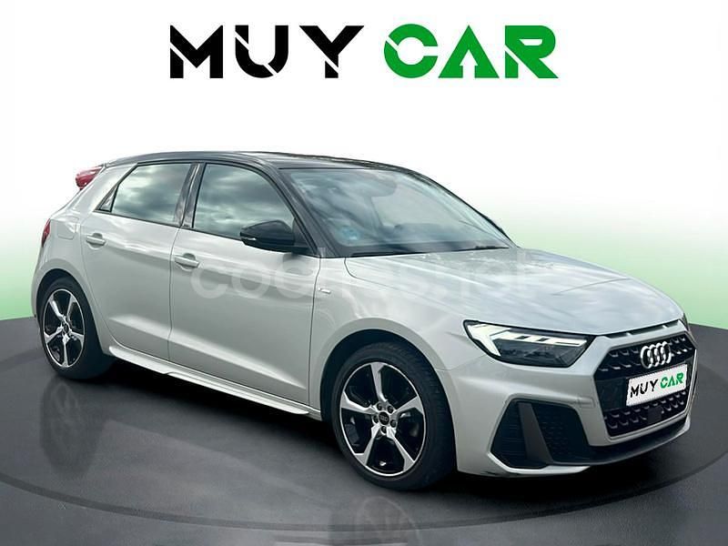 Gris / plata Usado 2023 Audi A1 Sportback Utilitario | 21.990 € (Precio justo) - Imagen 1/4