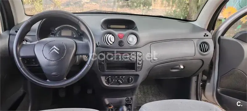 Usado Citroën C3 Exclusive 92 CV (67 kW) 2004 Gris / plata Berlina