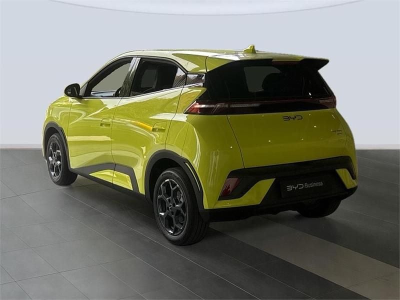 Nuevo BYD Dolphin Surf Boost 64 kW (88 CV) 2025 Lime green Utilitario