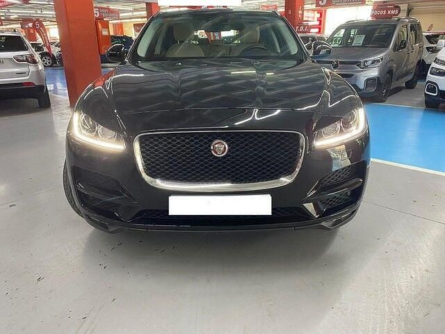 Usado Jaguar F-Pace Prestige 180 CV (132 kW) 2017 Negro SUV