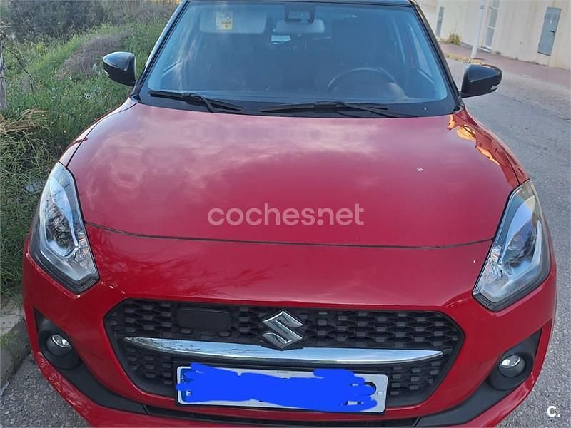 Usado Suzuki Swift GLX 83 CV (61 kW) 2022 Rojo Utilitario