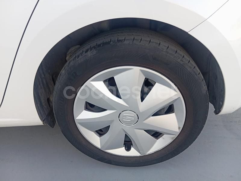 Usado Seat Leon Style 115 CV (84 kW) 2020 Blanco Berlina