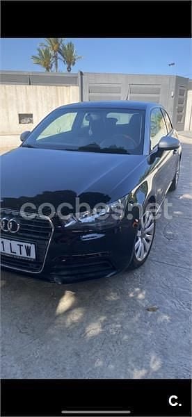 Usado Audi A1 Attraction 105 CV (77 kW) 2011 Negro Utilitario