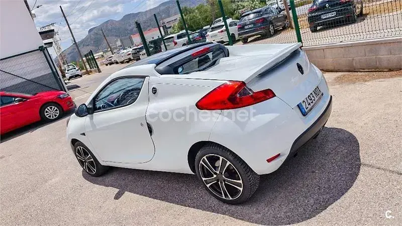 Usado Renault Wind Dynamique 100 CV (73 kW) 2011 Blanco Coupe