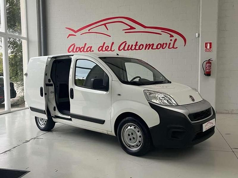 Usado Fiat Fiorino 79 CV (58 kW) 2020 Blanco Monovolumen