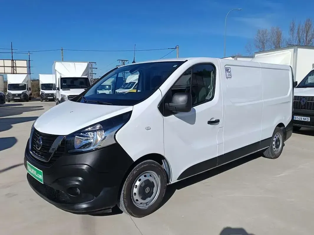 Usado Nissan NV300 120 CV (88 kW) 2021 Blanco Van