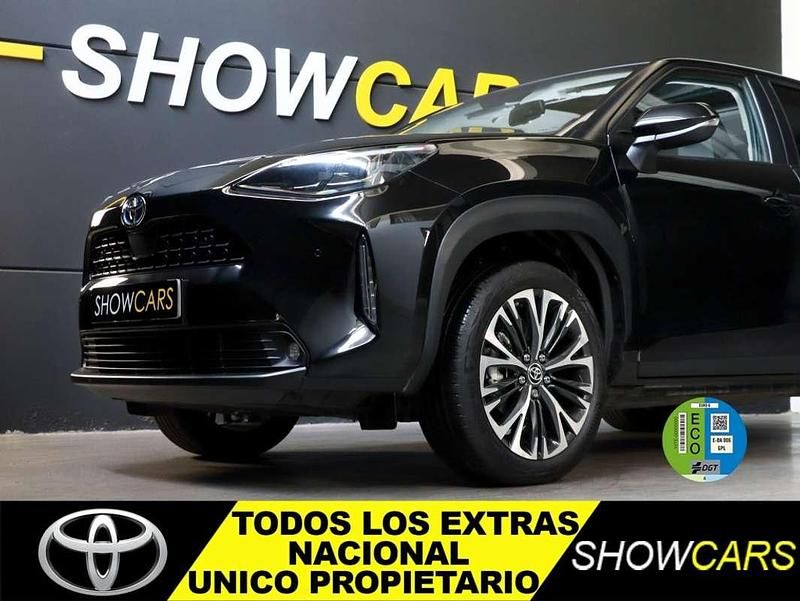Negro Usado 2022 Toyota Yaris Cross Plus SUV | 23.900 € (Precio justo) - Imagen 1/4