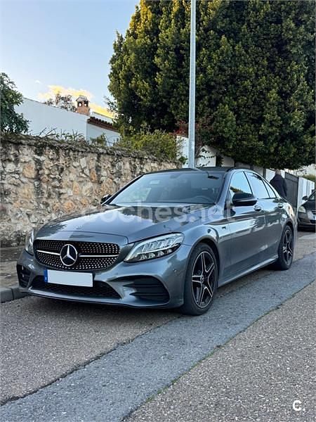 Usado Mercedes C200 160 CV (117 kW) 2020 Gris / plata Berlina