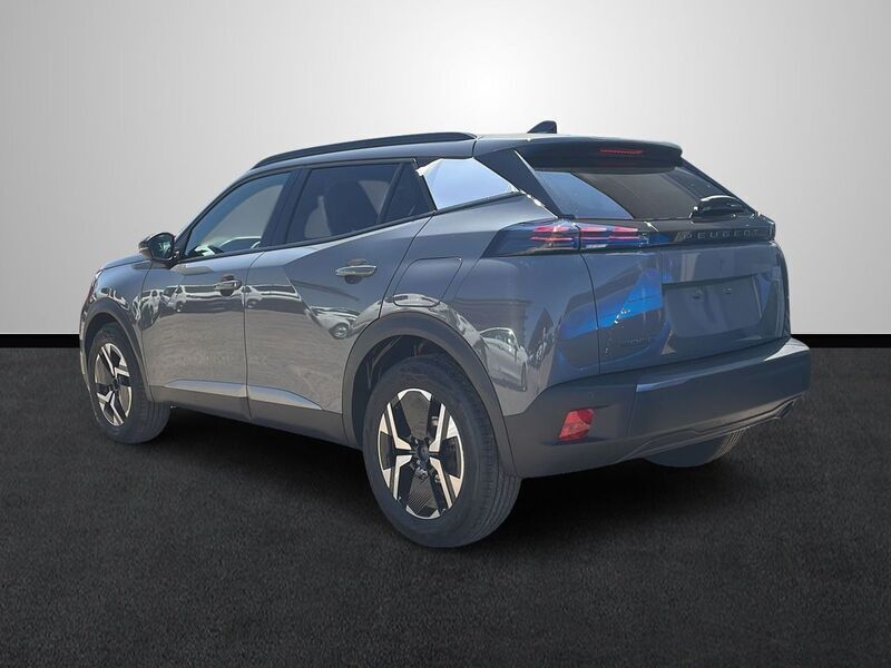 Usado Peugeot 2008 Active 136 CV (100 kW) 2024 Blanco SUV