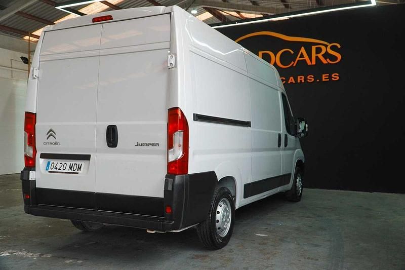 Usado Citroën Jumper 140 CV (102 kW) 2023 Blanco Monovolumen