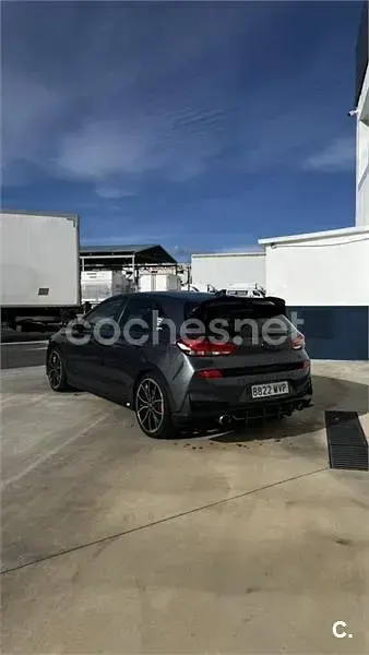 Usado Hyundai i30 275 CV (202 kW) 2018 Gris / plata Berlina