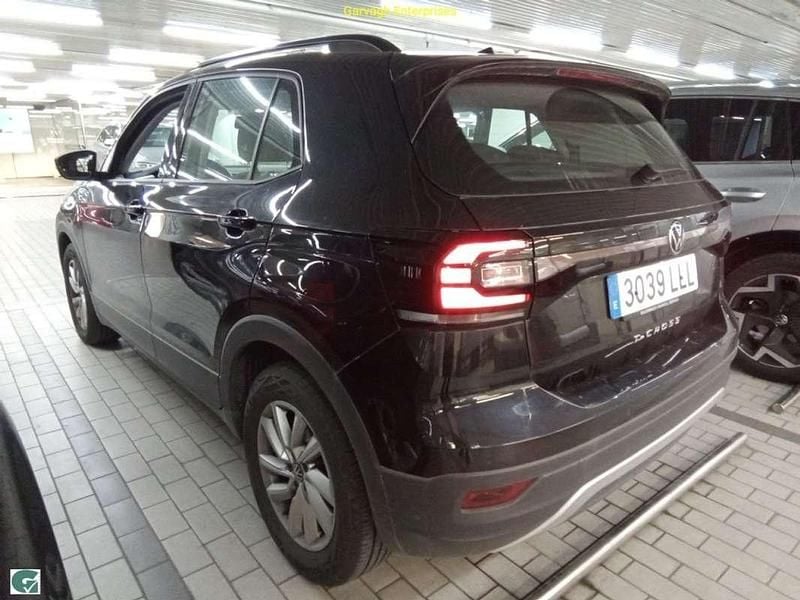 Usado VW T-Cross Advance 116 CV (85 kW) 2020 Negro SUV