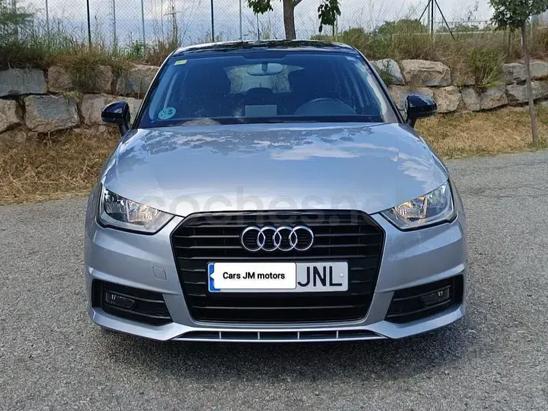 Usado Audi A1 Sportback Design 95 CV (69 kW) 2016 Gris / plata Utilitario