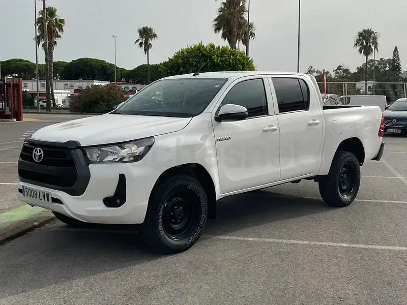 Usado Toyota HiLux Plus 150 CV (110 kW) 2022 Blanco Pickup/Camioneta